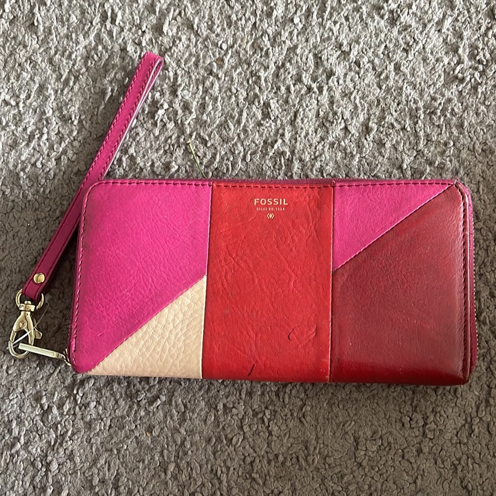 Fossil Women's Multicolor Ziparound Leather Wallet Wristlet